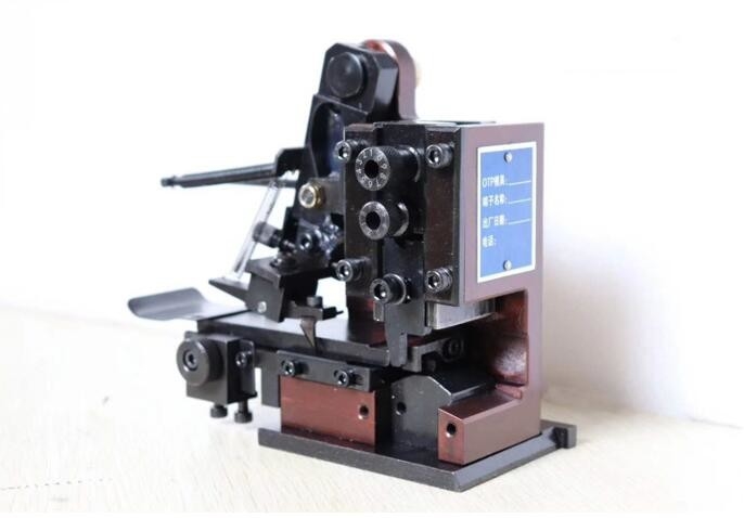 옆 급식 맨끝을 위한 금속 케이블 연결관 주름을 잡는 공구 30/40MM 치기